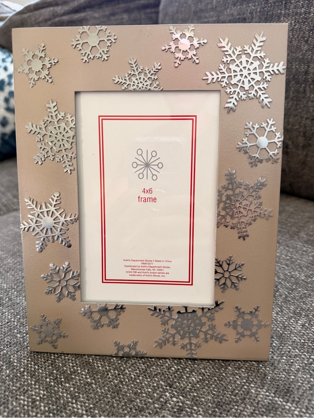 Beige Holiday Snowflake 4x6 Photo (6.5x8.5) Frame